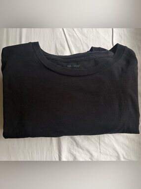 Gildan 100% Cotton Crewneck Tee